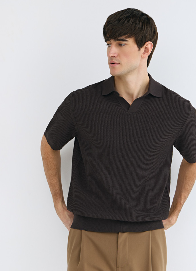 Поло из текстурной ткани
