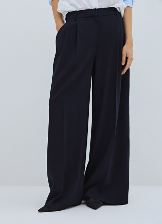 Широкие брюки со стрелками