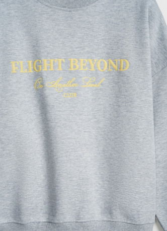 Свитшот с вышивкой