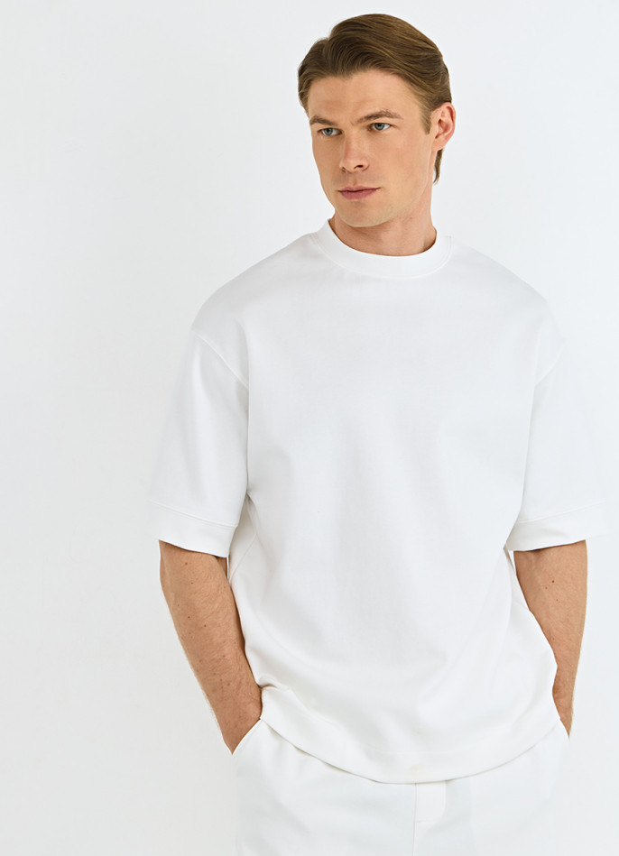 Футболка из плотного хлопка