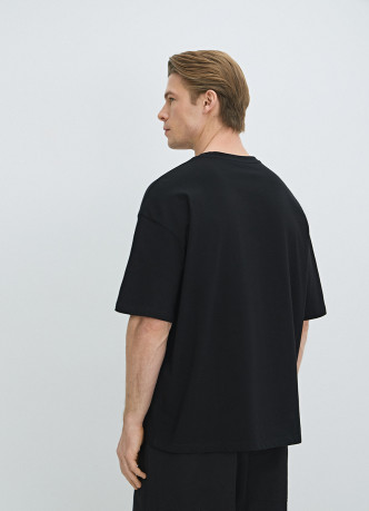 Футболка оверсайз с принтом
