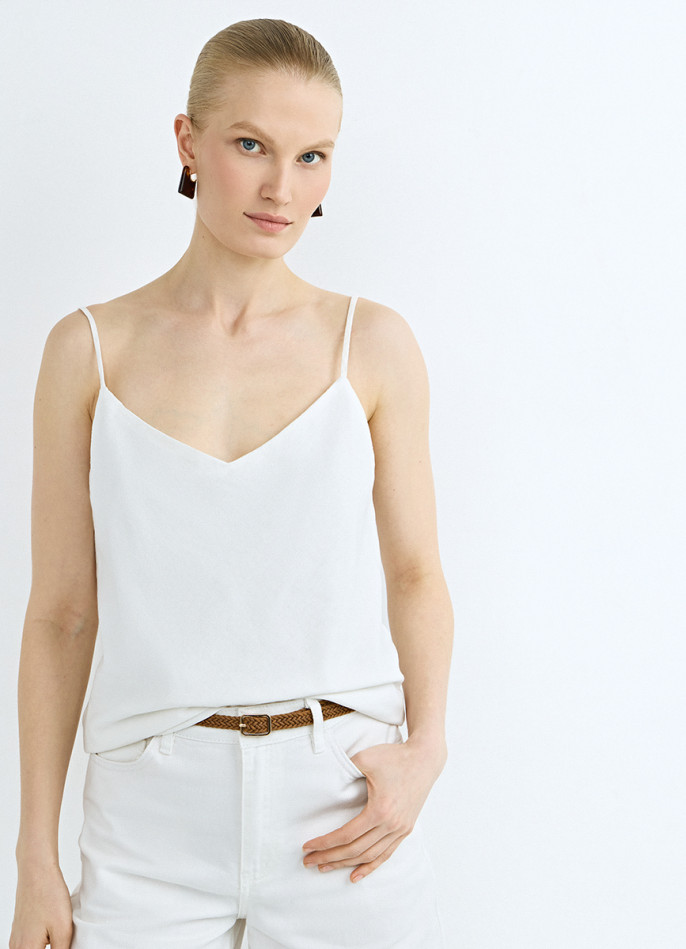 Топ изо льна на бретелях