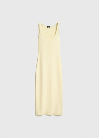 Платье в рубчик