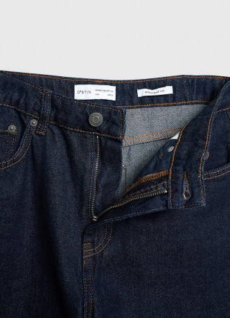 Прямые джинсы с высокой посадкой