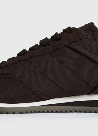 Кроссовки из натуральной замши