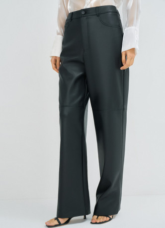 Прямые брюки из искусственной кожи