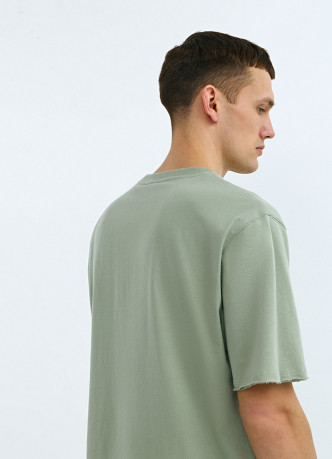 Базовая футболка с необработанным краем