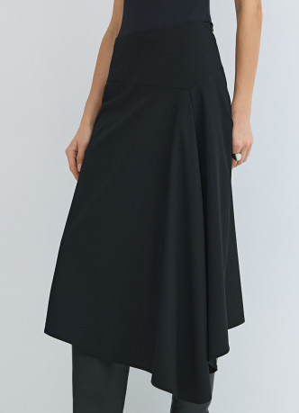 Асимметричная юбка миди