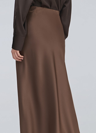 Атласная юбка миди А-силуэта