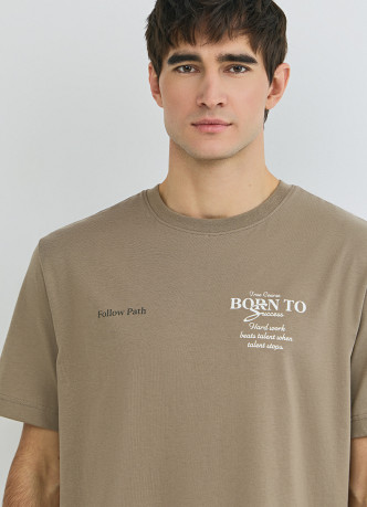 Футболка с принтом