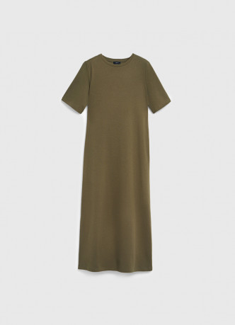 Платье-футболка с разрезом