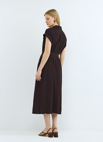 Приталенное платье-рубашка с принтом