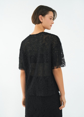 Полупрозрачная ажурная футболка