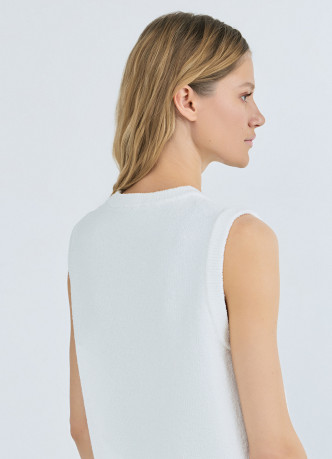 Трикотажный жилет с флоральной вышивкой