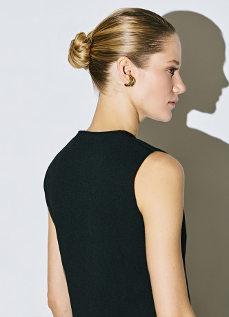 Жилет на пуговицах