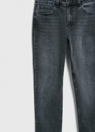 Зауженные джинсы Slim