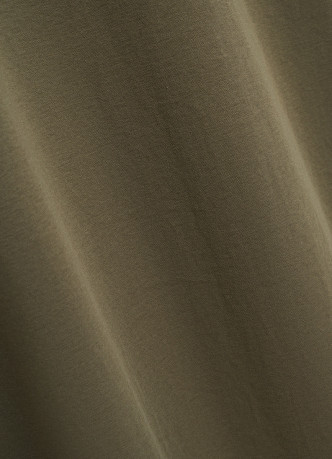 Платье-футболка с разрезом