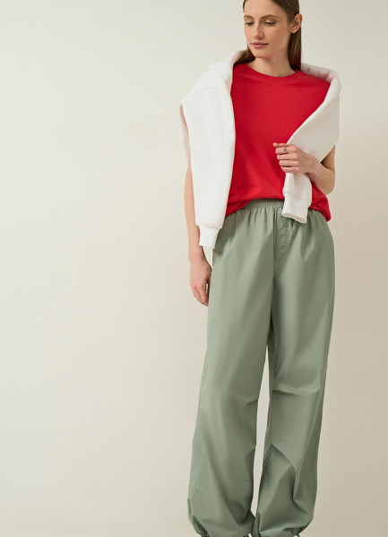 

Свободная футболка, Красный