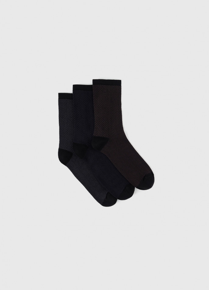 Высокие носки с узором