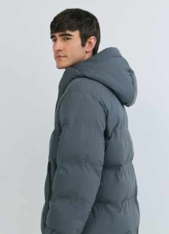 Утеплённая куртка с бесшовной технологией