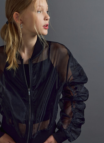 Бомбер из органзы для девочек