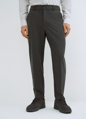 Прямые брюки с эластичным поясом