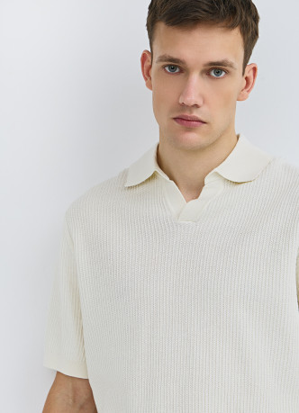 Поло из текстурной ткани