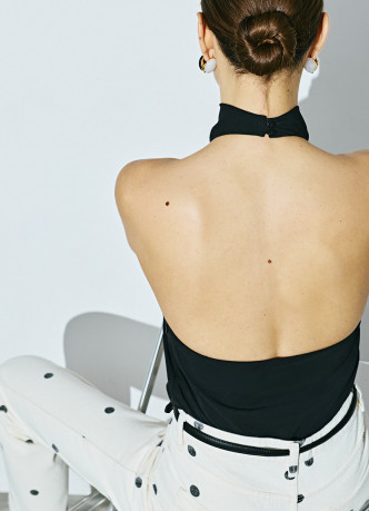 Топ из модала с открытой спиной