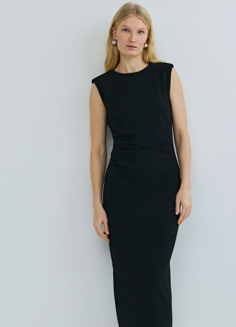 Трикотажное платье со сборками