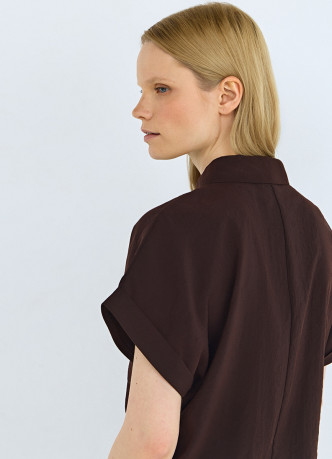 Рубашка с завязками на талии