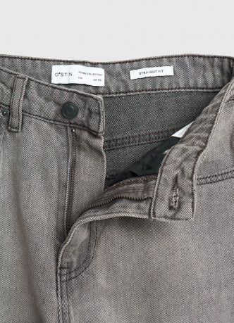 Прямые джинсы со средней посадкой