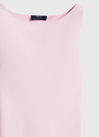 Вязаная майка в рубчик