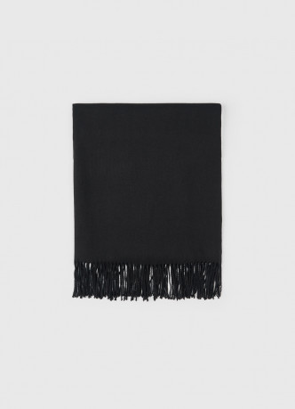 Шарф с бахромой