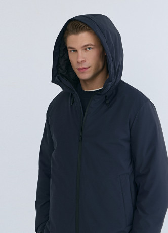 Утеплённая куртка с капюшоном