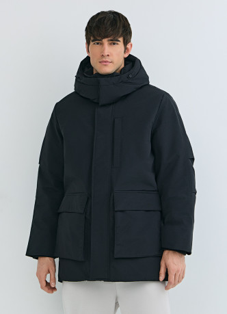 Утеплённая куртка с накладными карманами