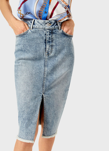 Прямая джинсовая юбка-карандаш