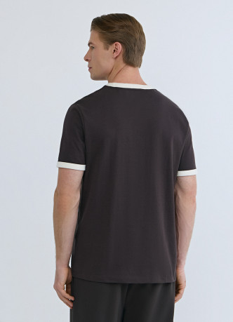 Футболка с текстовым принтом