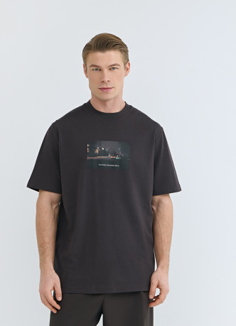 Футболка с принтом