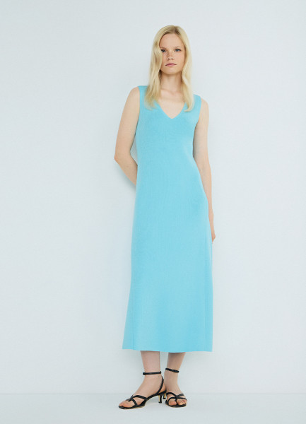 Вязаное платье в рубчик Голубой 1399₽