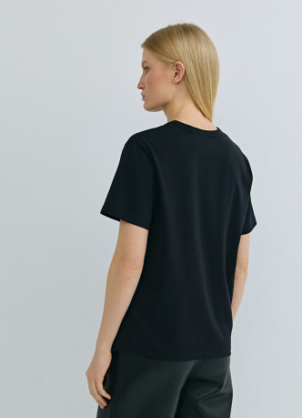 Базовая футболка