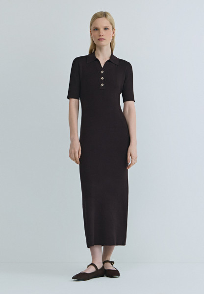 

Платье в рубчик с воротником поло, Коричневый