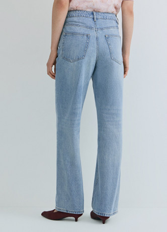 Прямые джинсы с брелоком