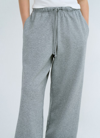 Широкие трикотажные брюки для девочек