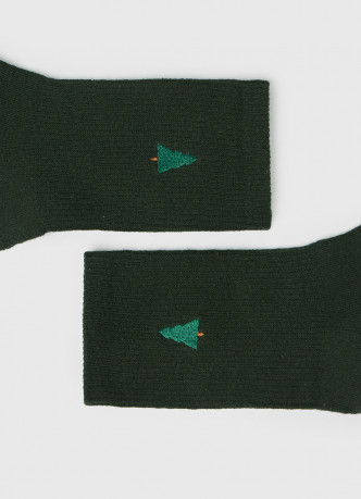 Носки в рубчик с вышивкой