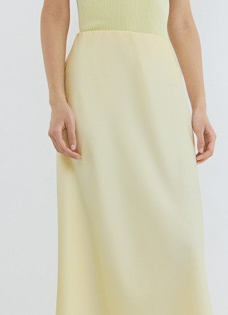 Сатиновая юбка миди А-силуэта