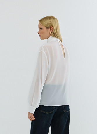 Блузка из шифона с шарфом