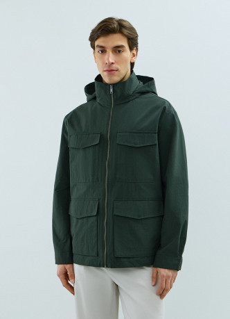 Куртка с накладными карманами