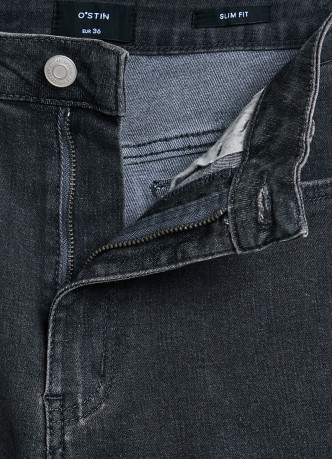 Узкие джинсы с высокой посадкой