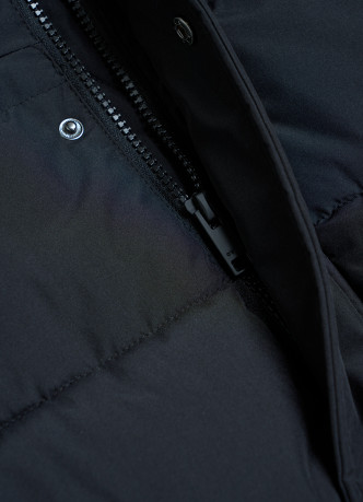 Утеплённый стёганый жилет