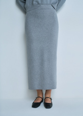 Прямая юбка миди